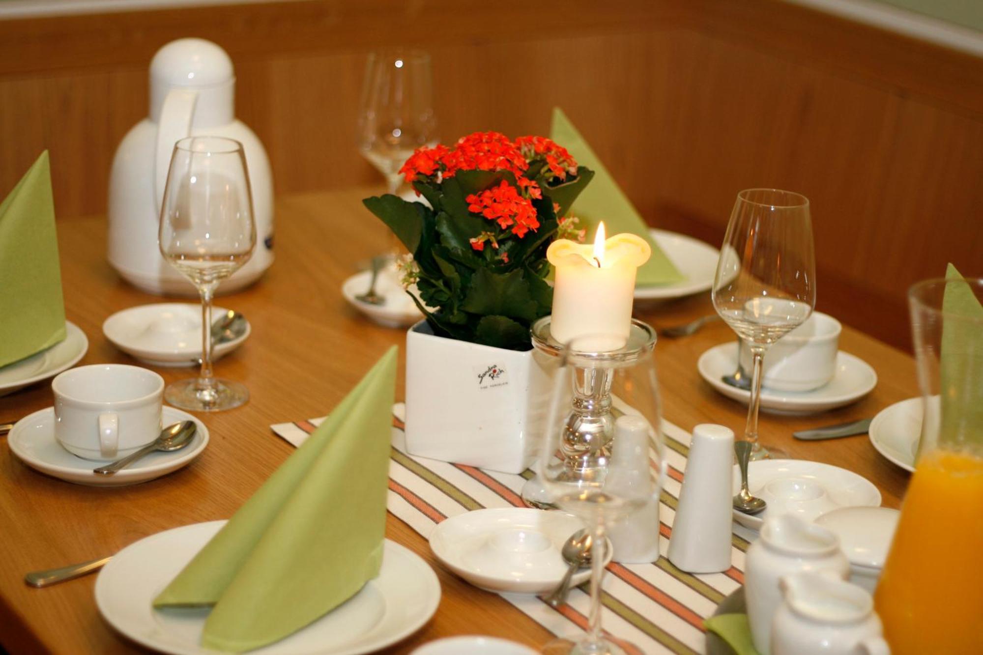 Hotel Gasthof Zur Post Bärnau エクステリア 写真